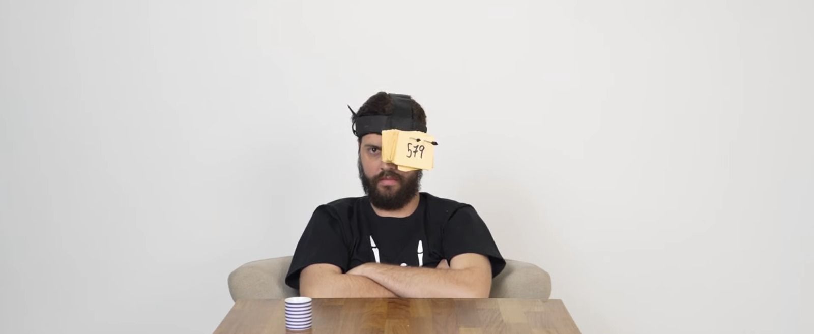 'Chá revelação do olho': saiba o que é ptose palpebral, condição tratada por Diogo Defante