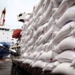 Médios e pequenos produtores serão amassados pelo arroz do governo a 4 reais
