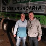 Caminhão com donativos arrecadados por mineiros é recebido por Dunga no RS