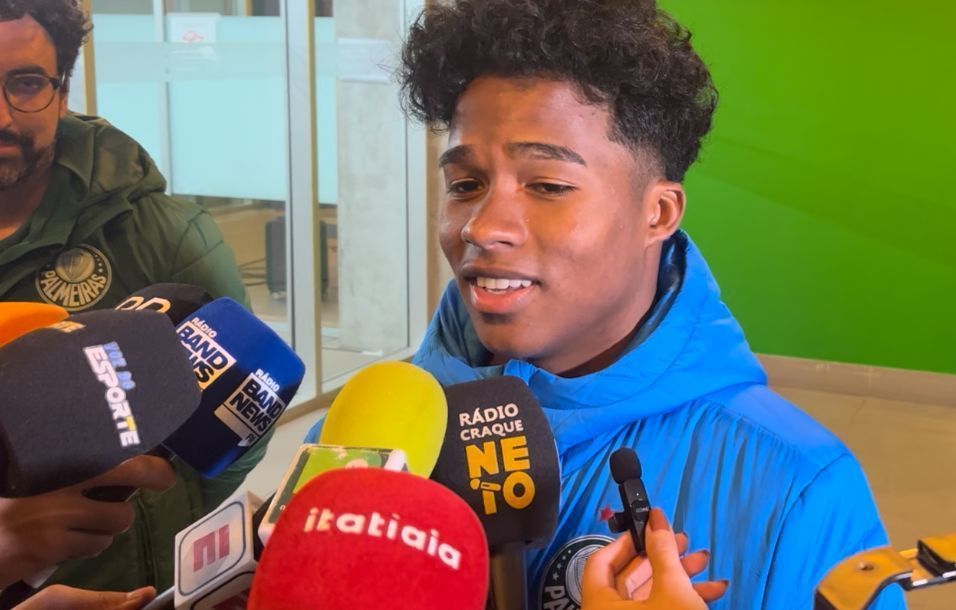 Endrick agradece à torcida do Palmeiras e fala sobre desejo de retornar ao clube