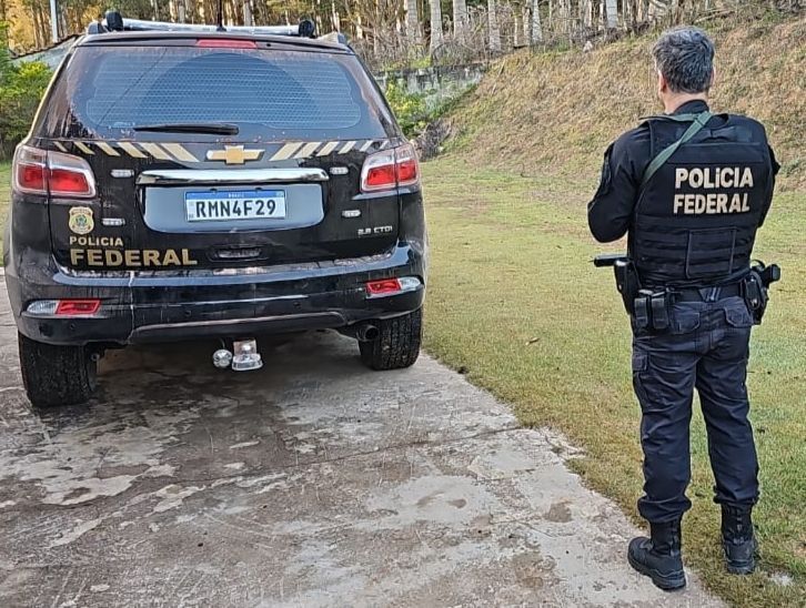 PF cumpre mandado contra suspeito de ameaçar servidores em MG; homem diz que foi 'brincadeira'
