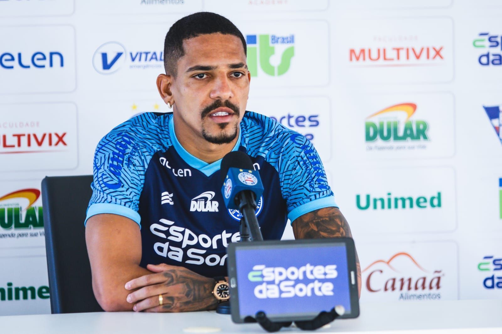 Gilberto reage à oportunidade de ser titular pelo Bahia