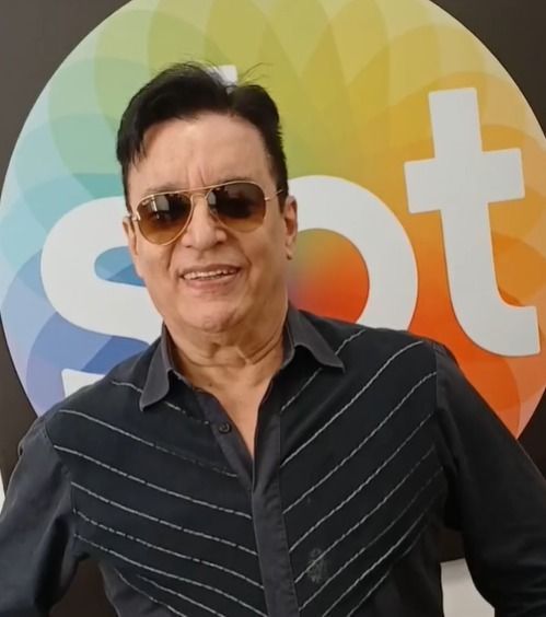 Morre cantor Nahim, aos 71 anos, em São Paulo