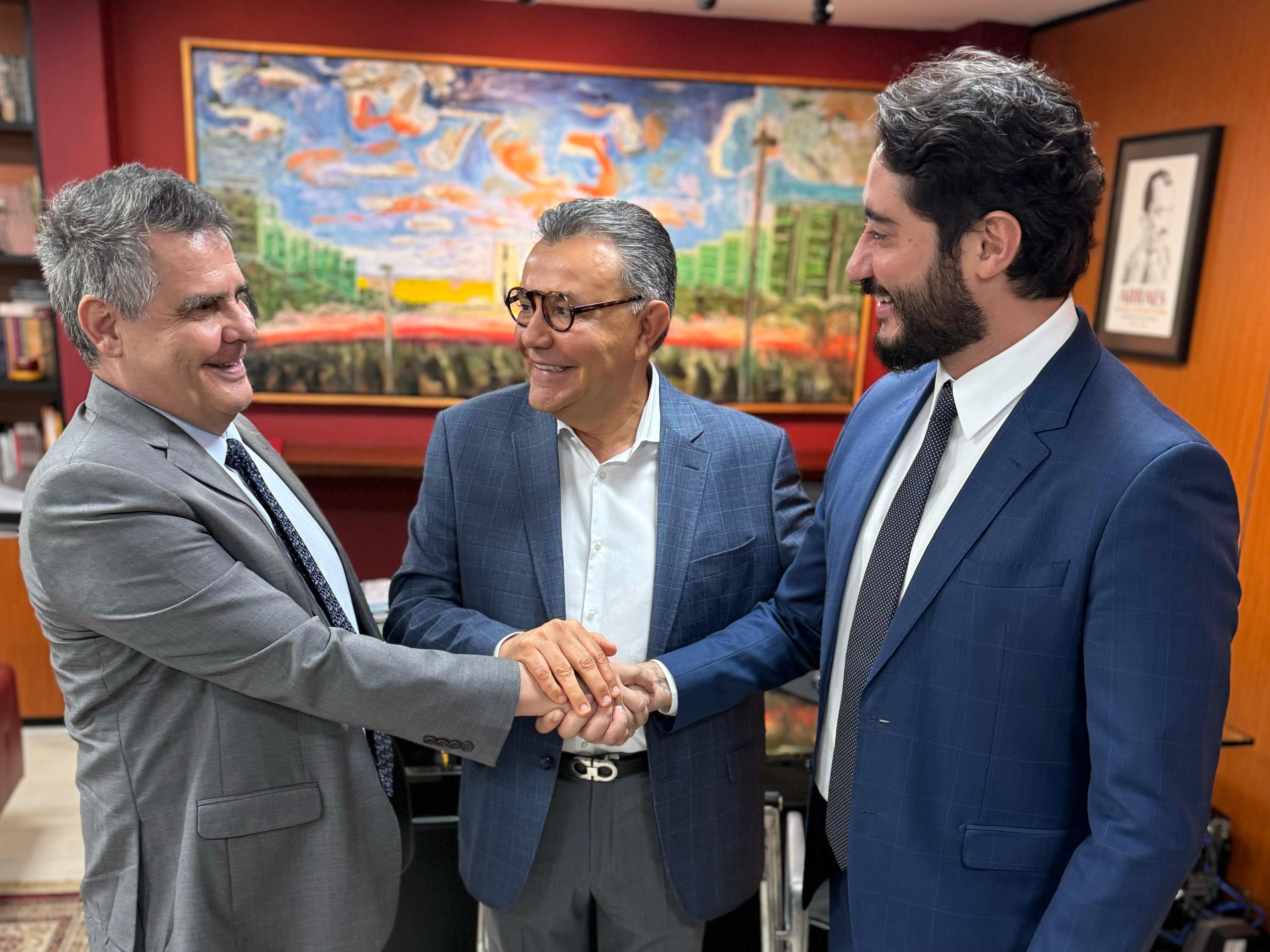 PSB nacional confirma Paulo Brant como vice de Gabriel Azevedo