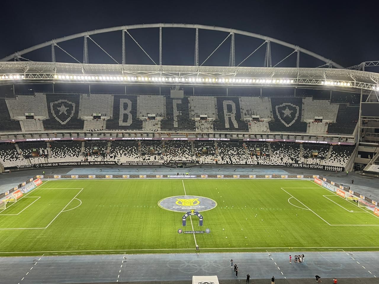 Botafogo x Athletico: veja as escalações para jogo do Brasileirão