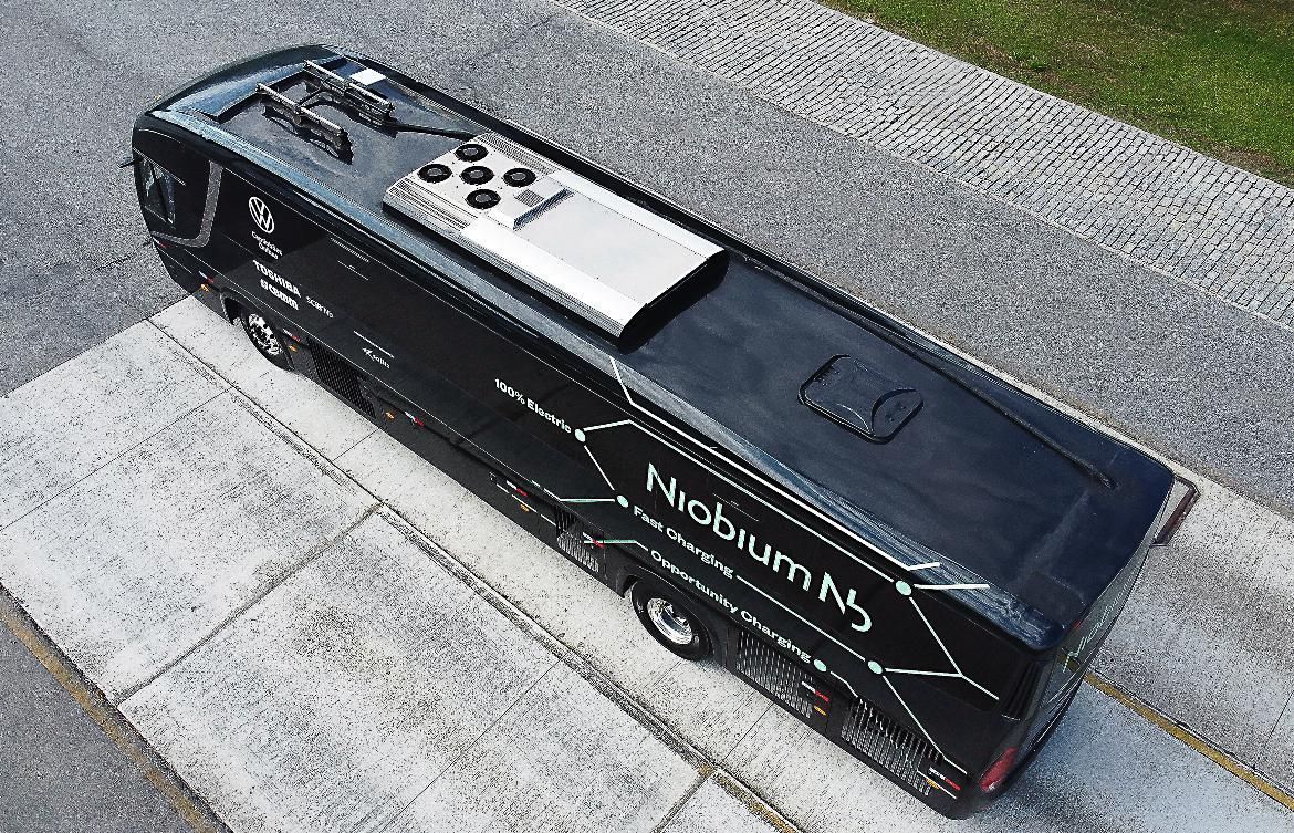 CEO da Volkswagen detalha fase de teste de ônibus elétrico com bateria que carrega em 10 minutos