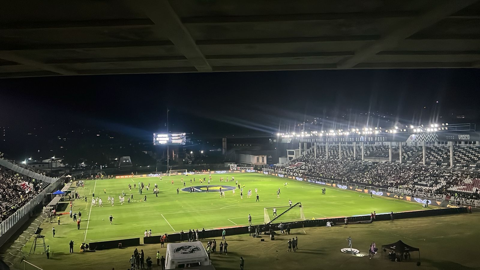 Vasco x Botafogo: veja as escalações para clássico pelo Brasileiro