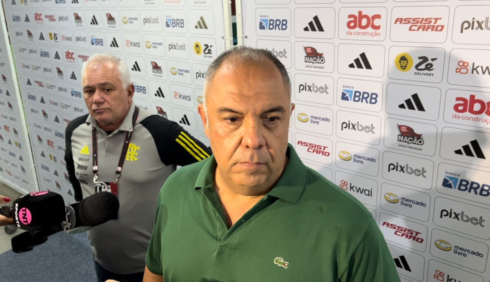 Dirigente do Flamengo abre o jogo sobre futuro de Gabigol e explica afastamento