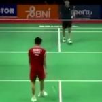 Jogador de badminton, de 17 anos, morre após desmaiar em quadra