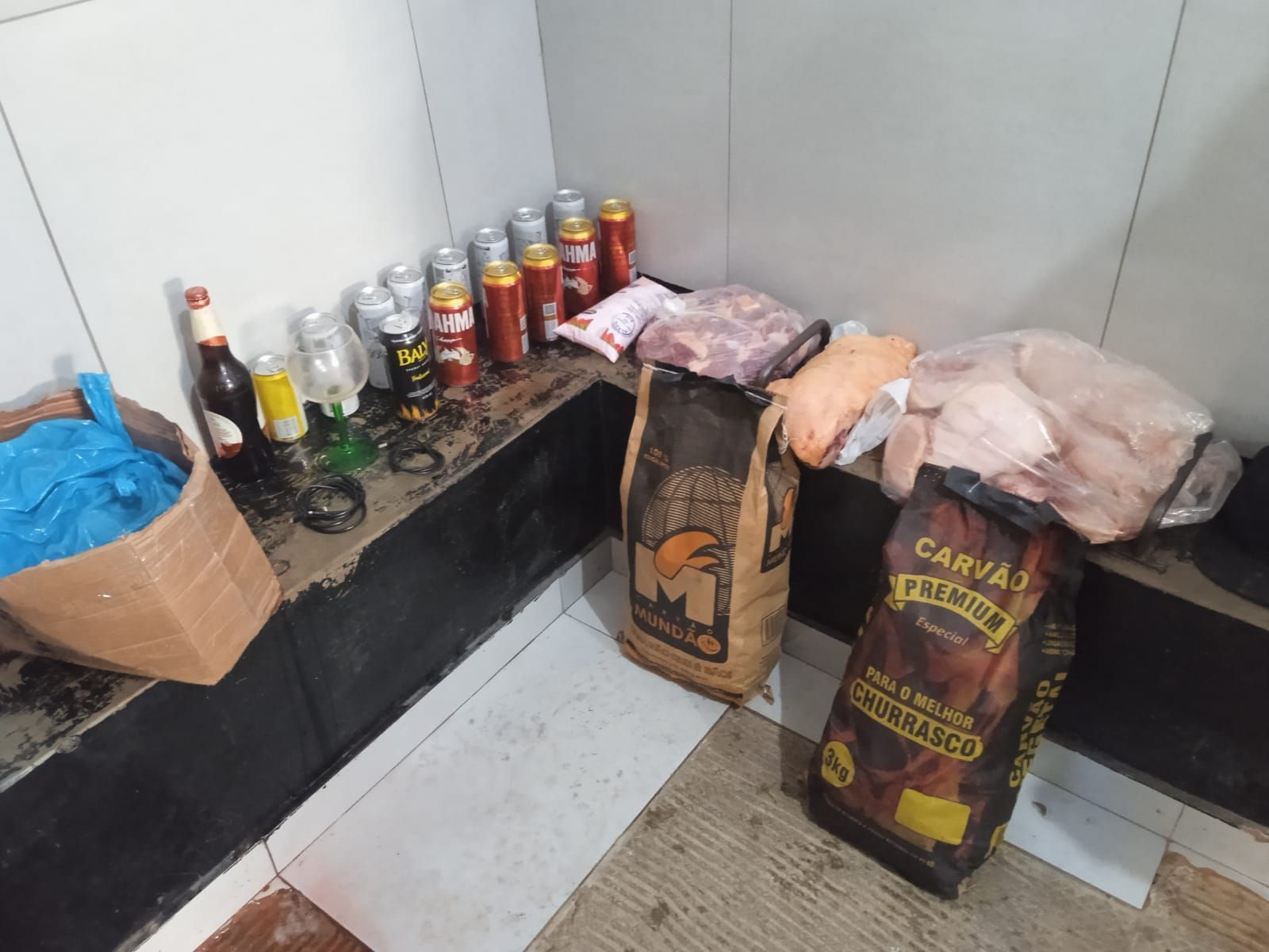 Homens são presos após roubarem bar e frigorífico no interior de MG