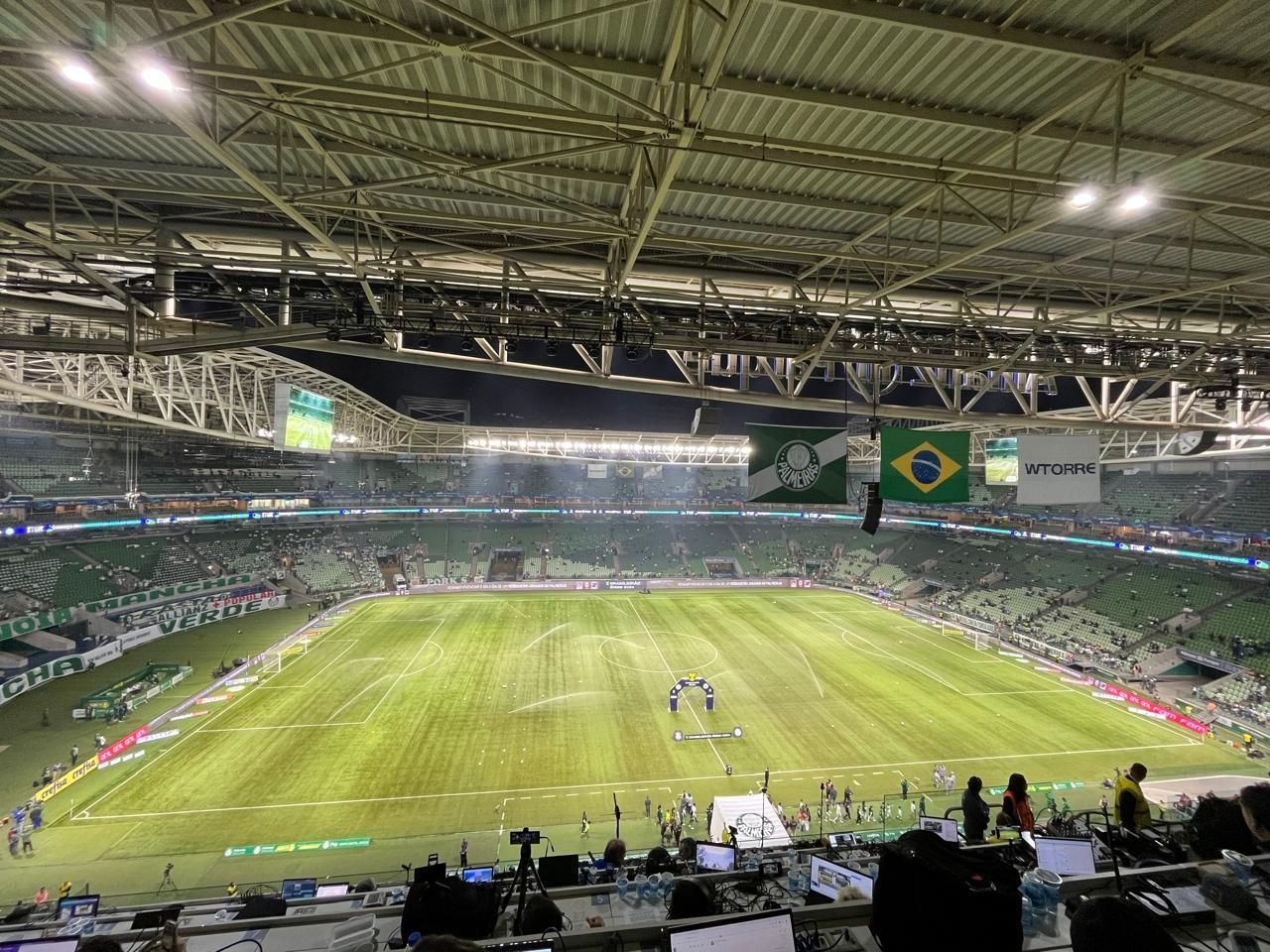 Palmeiras x Corinthians: escalações estão definidas para clássico no Brasileirão