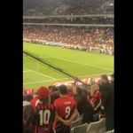 Vídeo: torcedores do Athletico agridem são-paulinos 'infiltrados' em jogo da Série A
