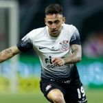 Após acionar Justiça, atacante do Corinthians tem rescisão publicada