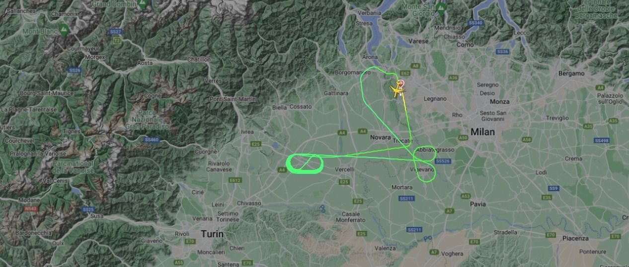 Avião com destino a São Paulo retorna a Milão após aeronave colidir durante decolagem
