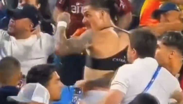 Conmebol suspende cinco jogadores do Uruguai por briga com torcida da Colômbia