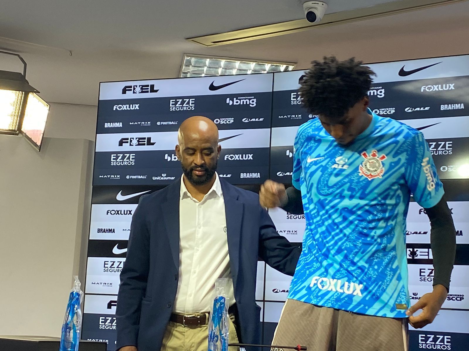Saiba qual número Hugo utilizará no uniforme do Corinthians