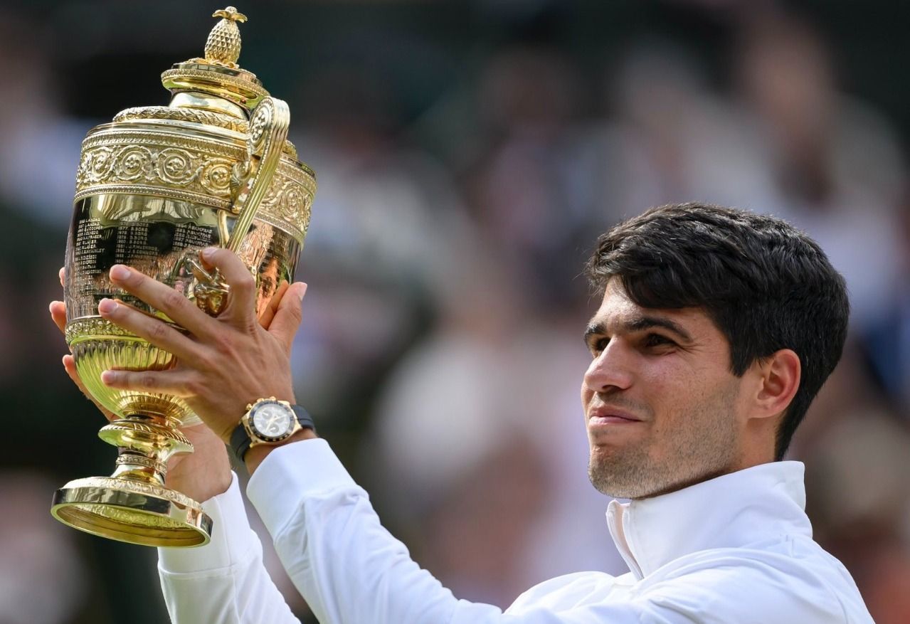 Wimbledon: Alcaraz exibe acessório de meio milhão de reais após título