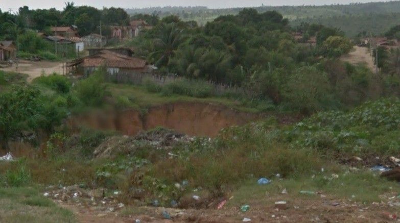 Cidade brasileira pode ser 'engolida' por várias crateras e sumir do mapa; entenda