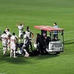 Alisson deixa campo chorando após sentir lesão e preocupa no São Paulo