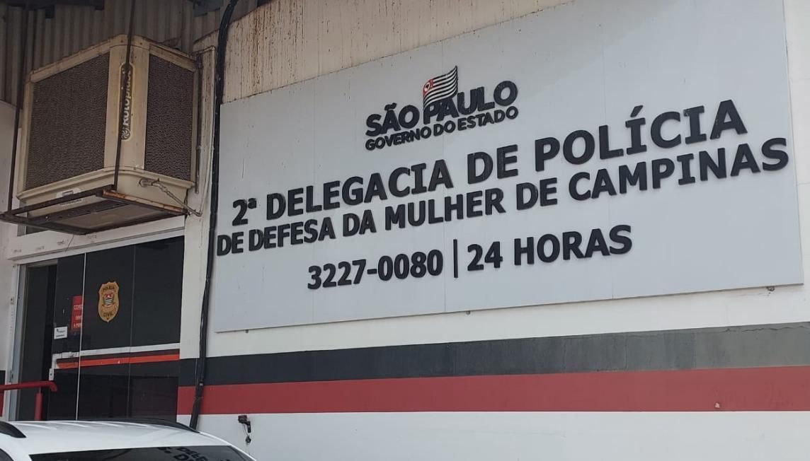 Treinador de futebol é preso acusado de abusar sexualmente de crianças