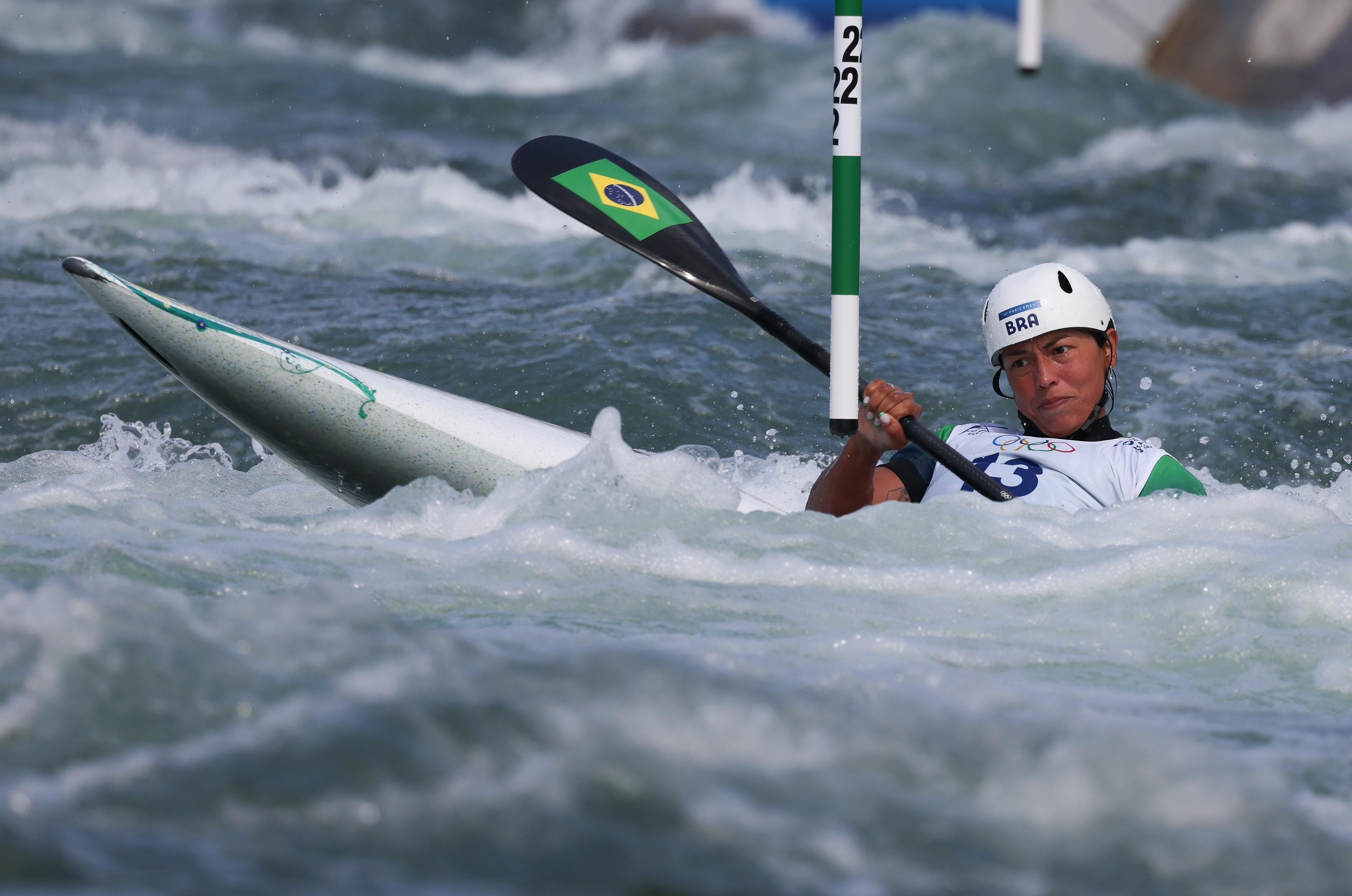 Paris 2024: Ana Sátila fica no quarto lugar da canoagem K1
