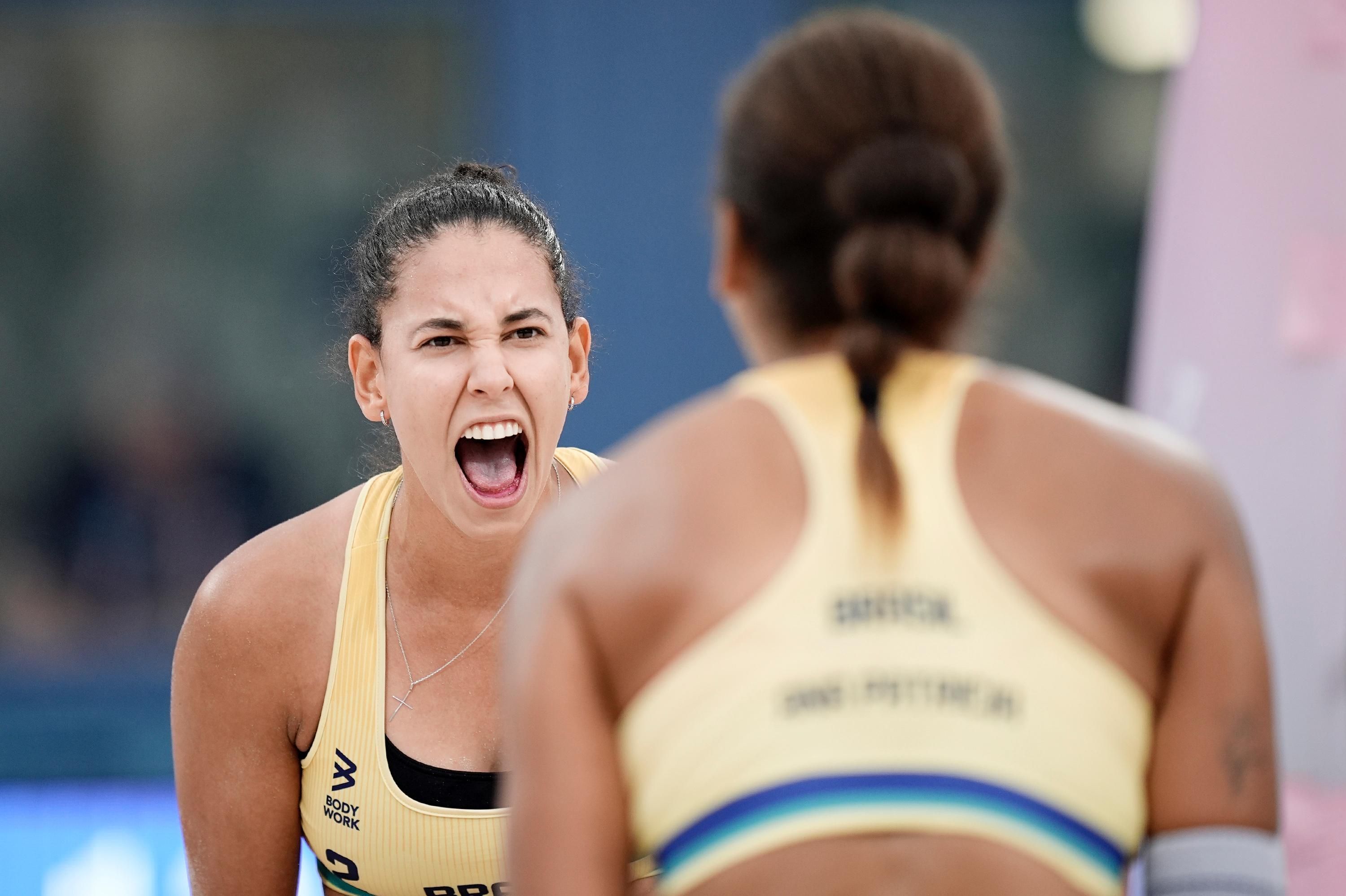 Dupla brasileira projeta mata-mata do vôlei de praia na Olimpíada: 'Novo campeonato'