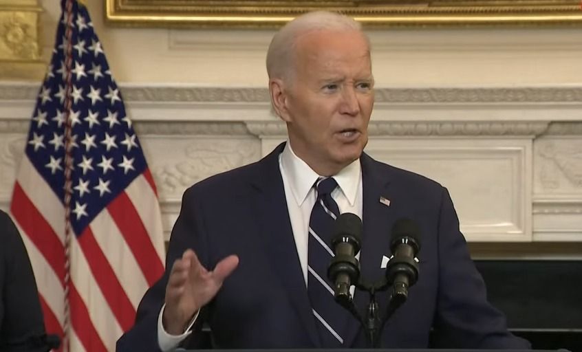 Biden afirma que os prisioneiros americanos na Rússia passaram por 'julgamentos simulados'