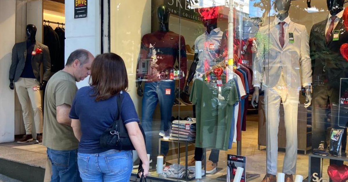 Dia dos Pais: consumidores pretendem gastar até R$ 200 com presente