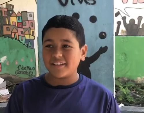 'Atencioso e estudioso', adolescente de 13 anos morre após ser baleado no Morro dos Macacos, no RJ