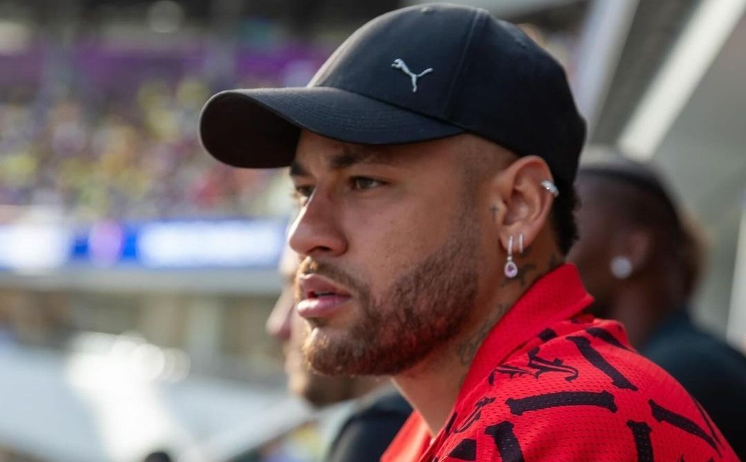 Neymar vai fazer teste de DNA para descobrir se tem mais um filho, garante TV