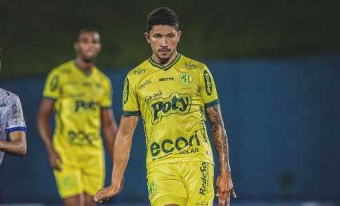 Yuri Lima em campo pelo Mirassol