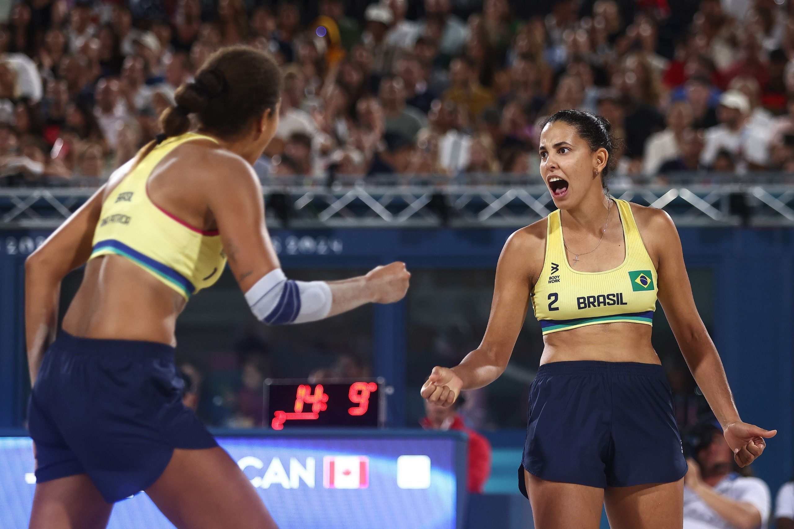 Ouro para o Brasil em Paris! Ana Patrícia e Duda são campeãs no vôlei de praia