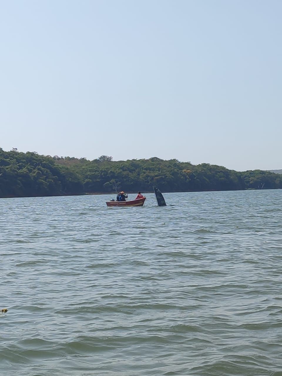 Dois traficantes foragidos em BH estariam entre desaparecidos de acidente com barco em Pompéu
