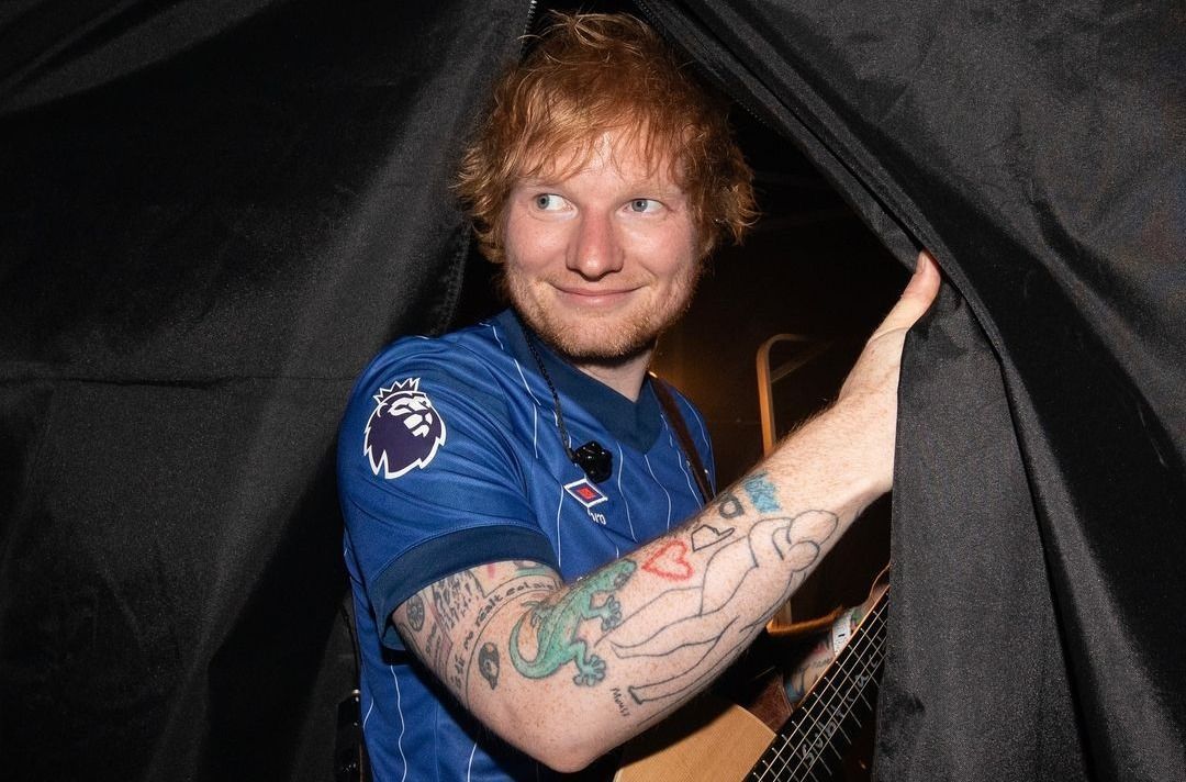 Cantor Ed Sheeran é o novo comprador de clube da Premier League