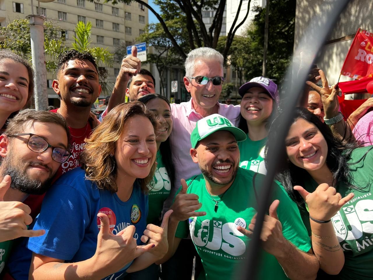 Rogério Correia faz ato e inaugura comitê na praça 7