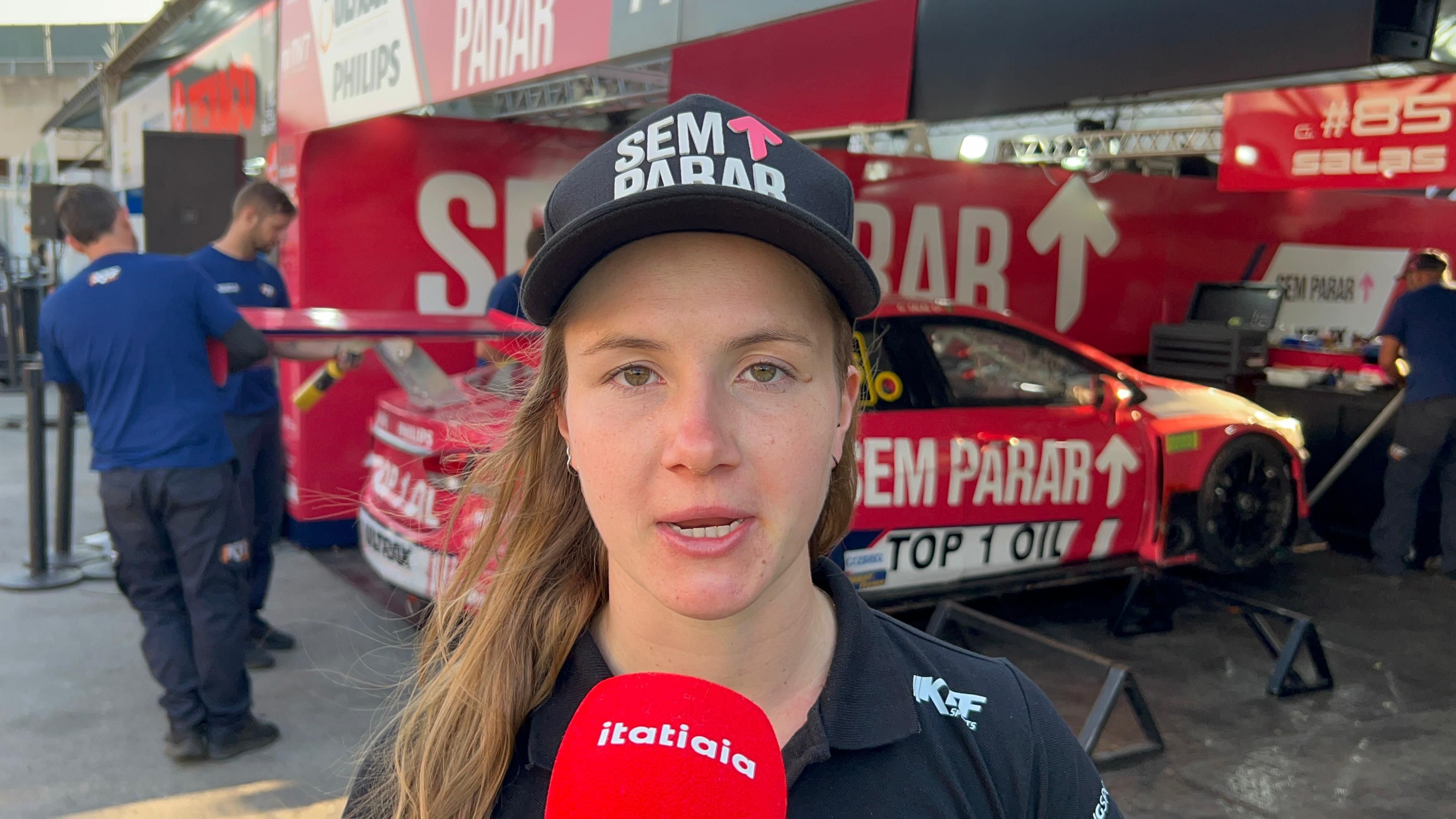 Pilota da Stock Series destaca presença das mulheres no automobilismo