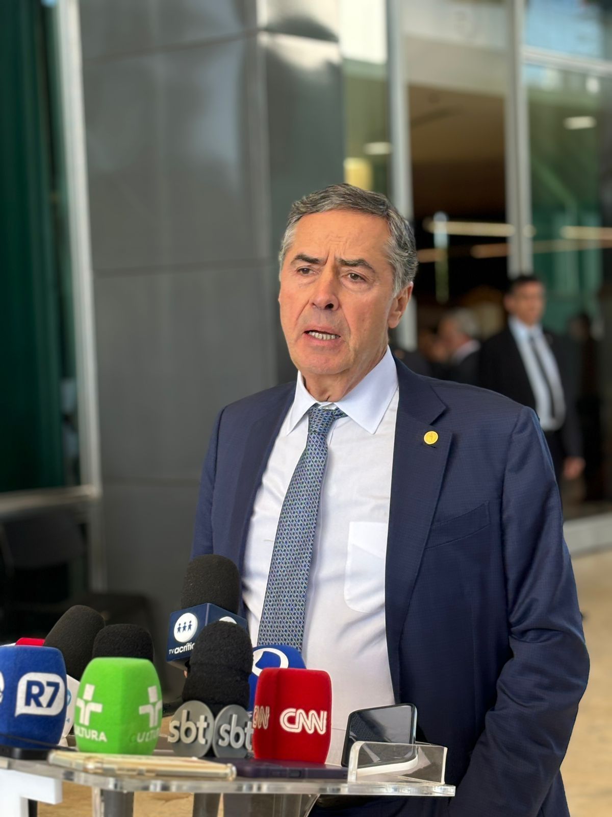 ‘Consenso possível’, diz Barroso sobre acordo para a manutenção das emendas parlamentares