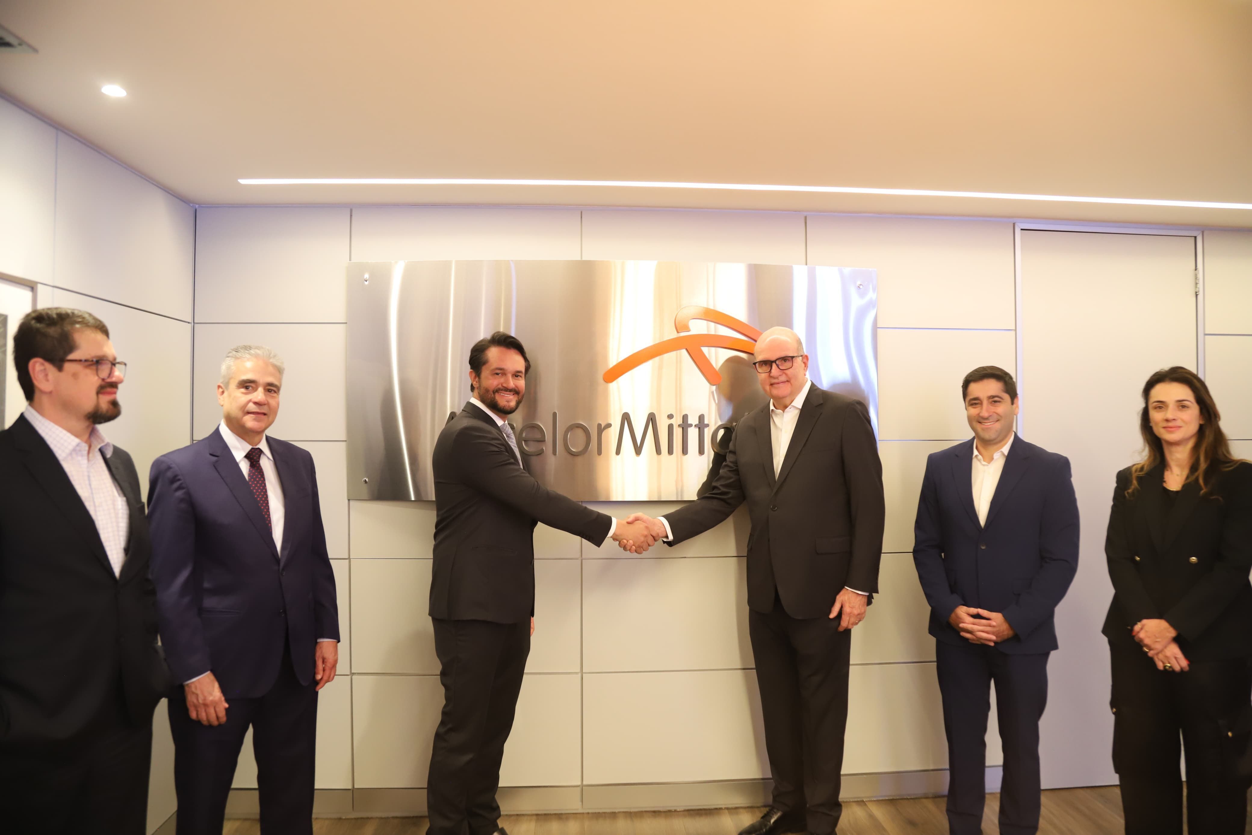 ArcelorMittal investirá quase R$ 1 bilhão em geração solar em Paracatu