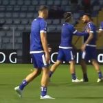 Ex-Cruzeiro troca agressões com companheiro de time antes de jogo pela Série B