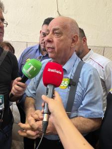 Fuad Noman almoça com taxistas.jpeg