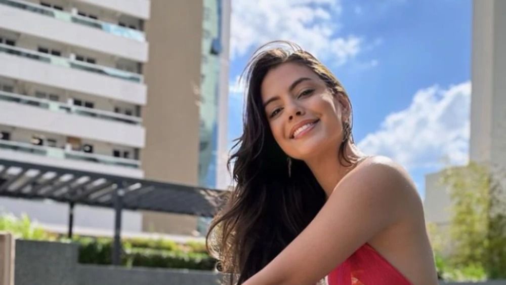 Ex-BBB Fernanda Bande se emociona e vai às lágrimas ao anunciar grande conquista