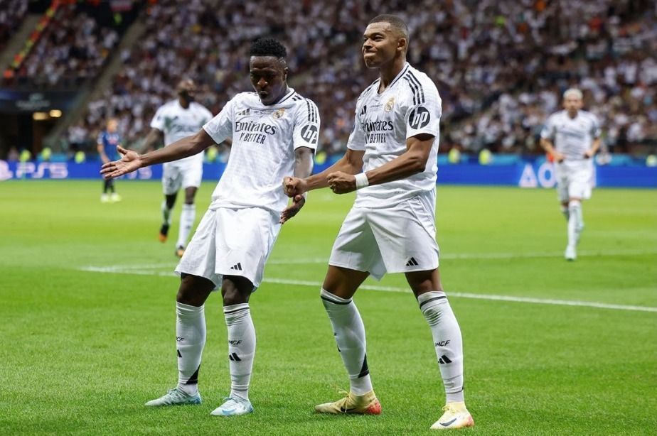 Vini Jr exalta Mbappé e projeta futuro ao lado do francês no Real Madrid