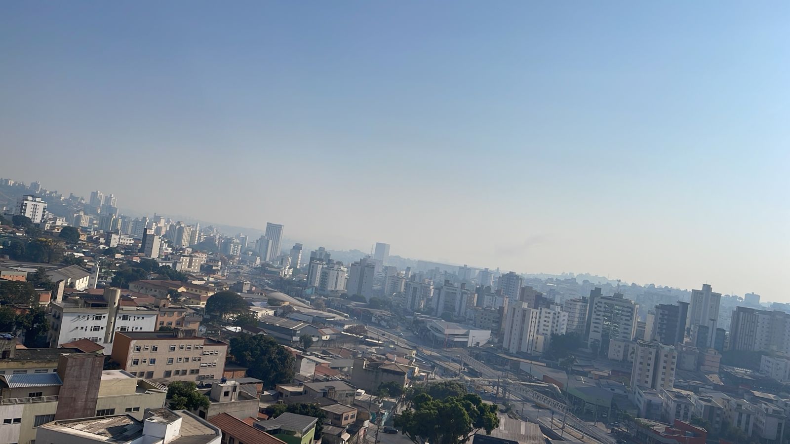 Em meio à onda de calor, BH completa 140 dias sem chuva sem previsão de alívio