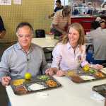 Tramonte visita Restaurante Popular e é desafiado: 'vem comer aqui à noite'