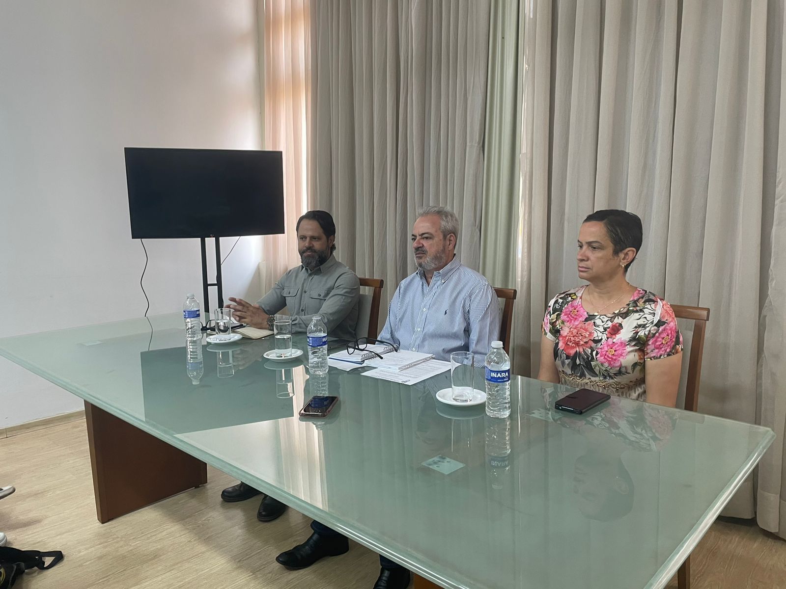 Mariana declara estado de emergência em resposta à crise ambiental