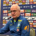 Dorival Jr. admite que precisa melhorar desempenho na Seleção: 'Vivo disso'