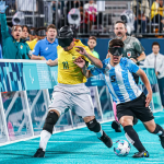 Brasil é derrotado nos pênaltis, e Argentina vai à final do futebol de cegos na Paralimpíada