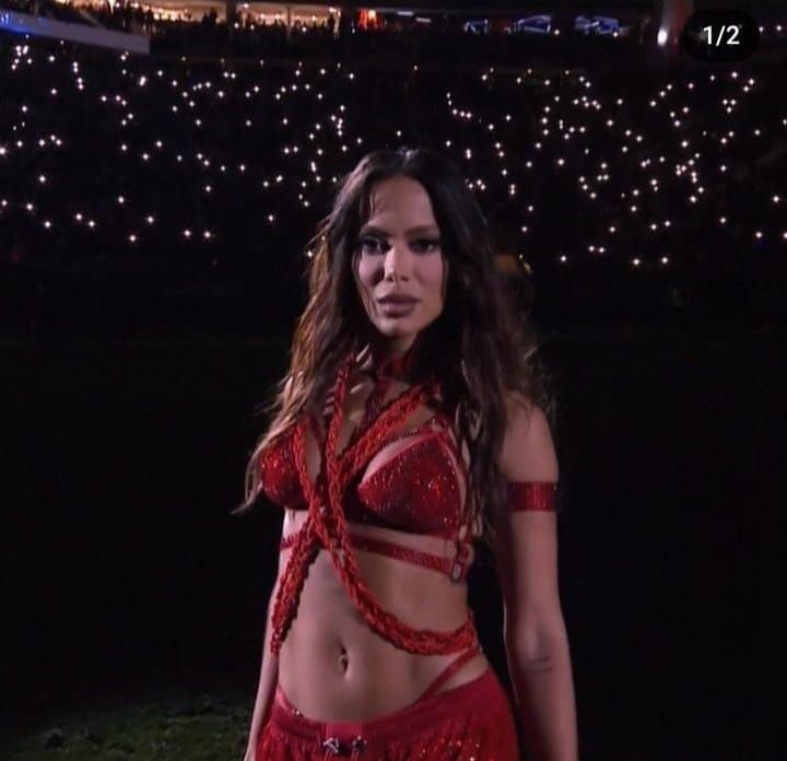 Anitta faz história ao ser a primeira brasileira a se apresentar na NFL, mas gera controvérsias