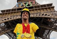 Imprensa francesa elege mineiro como a estrela da Paralimpíada: ‘Pelé das piscinas’
