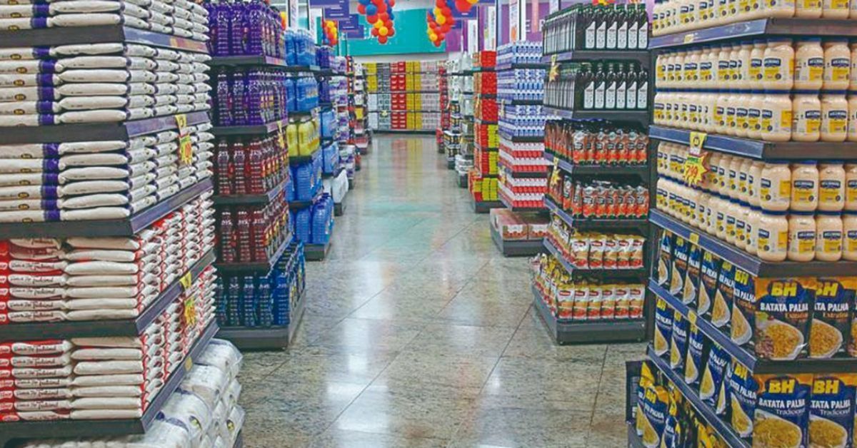 Supermercados abrem em BH durante o Carnaval? Veja horários